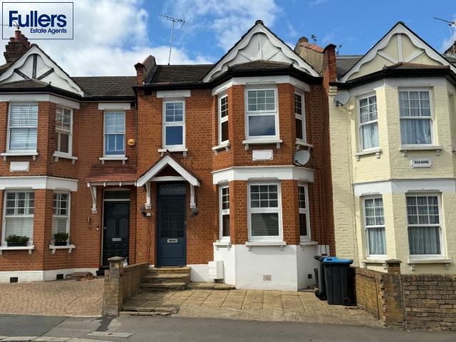 House for rent in Winchmore Hill, Palmers Green