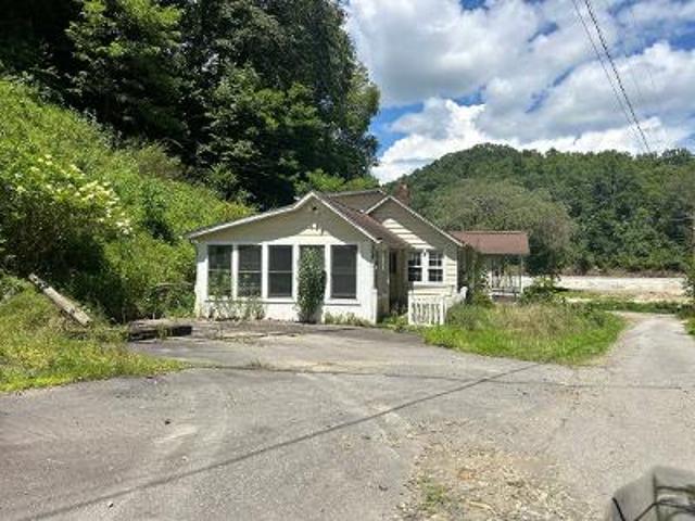 House for sale in Yancey, North Carolina