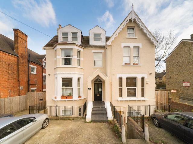 Apartment for rent in Streatham, Greater London