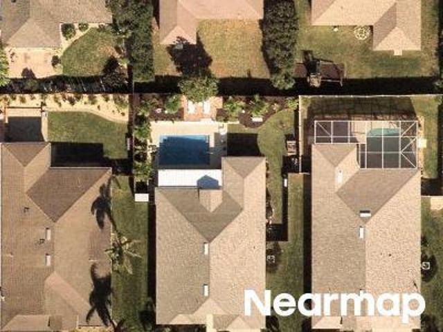 House for sale in Edgewater