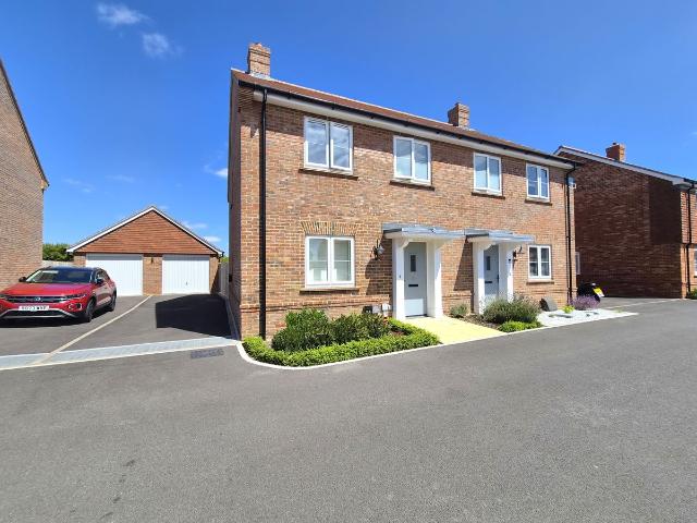 House for rent in Fleetend, Fareham