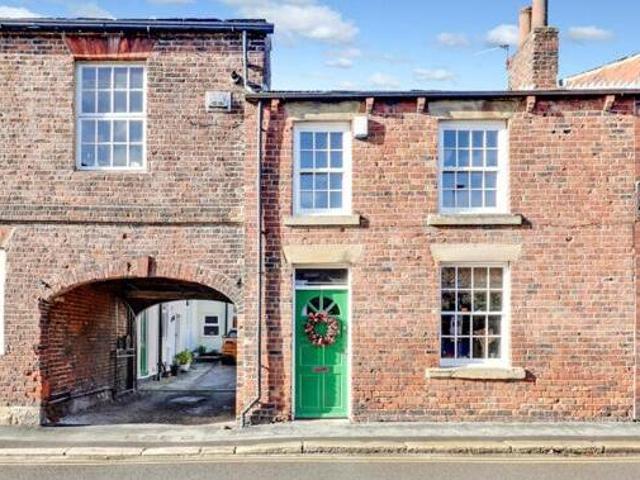 House for sale in Eastmoor, West Yorkshire