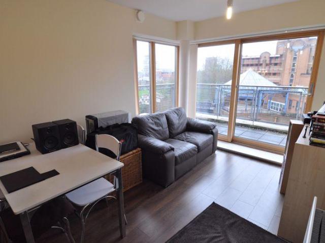 Apartment for rent in Finzels Reach, Bristol