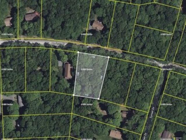 Land for sale in Greentown