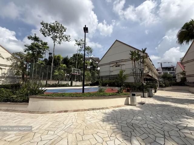 Condominium for sale in Thomson