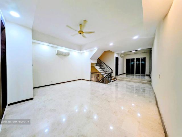 Condominium for rent in Thomson