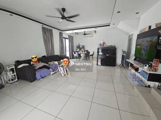 Shop for sale in Johor