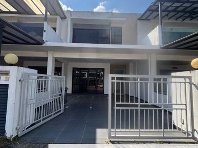House for rent in Pulai, Bukit Ledang