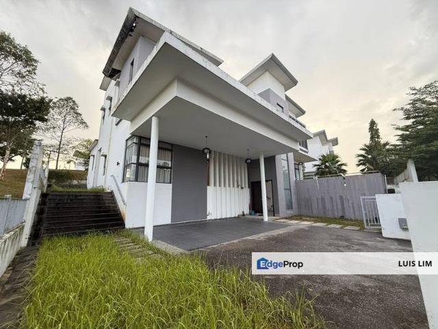 House for sale in Pulai, Bukit Ledang