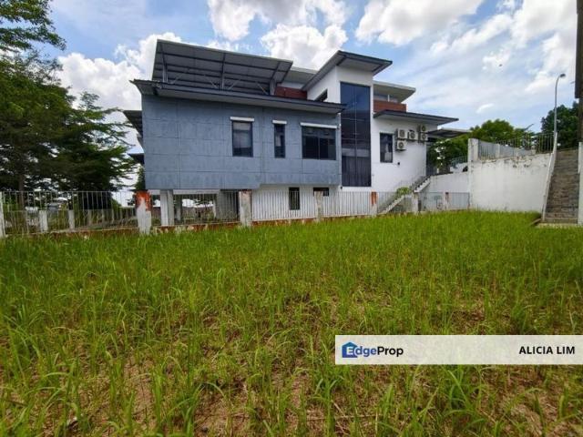 House for sale in Pulai, Bukit Ledang