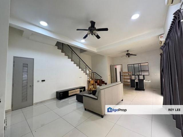 House for rent in Pulai, Bukit Ledang