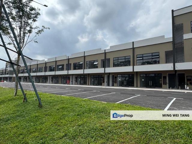 Shop for rent in Bukit Ledang, Johor