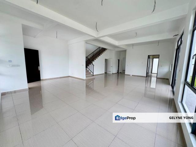 House for sale in Pulai, Bukit Ledang