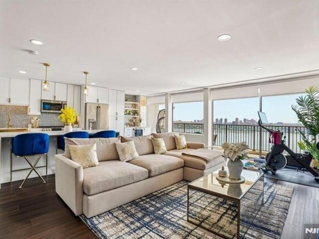 Property for sale in Fort Lee, New Jersey