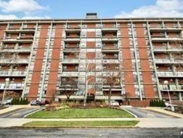 Property for sale in Fort Lee, New Jersey