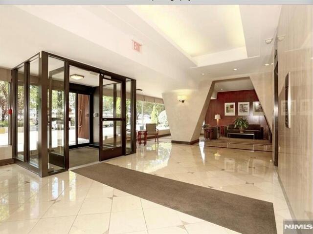 Property for sale in Fort Lee, New Jersey