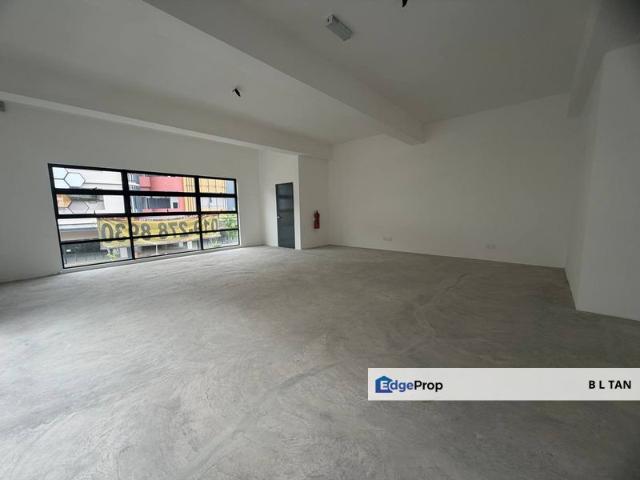 Shop for rent in Pulai, Bukit Ledang