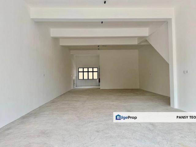 Shop for rent in Bukit Ledang, Johor