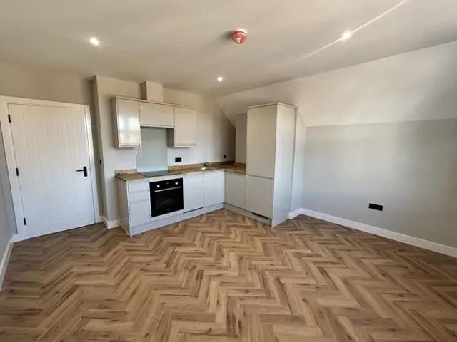 Apartment for rent in Red Hill, Surrey