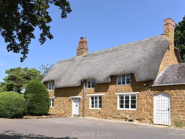 House for rent in Evershot, Oxfordshire