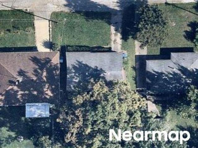 House for sale in Alton, Illinois