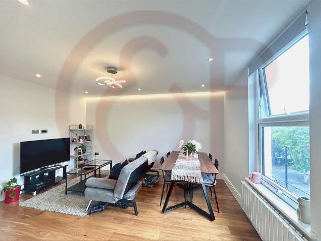Apartment for rent in London Borough of Ealing, Greater London