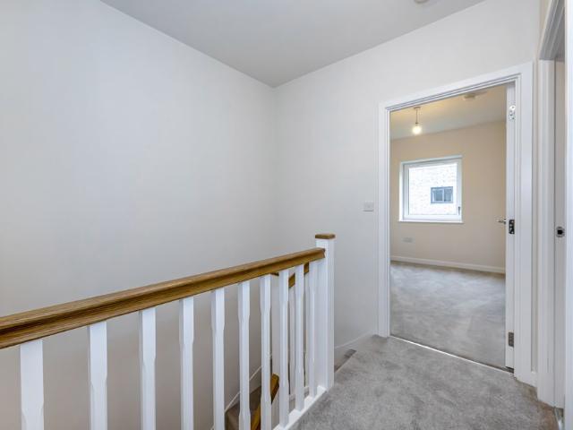 Apartment for rent in Springfield Village, Cat Hill