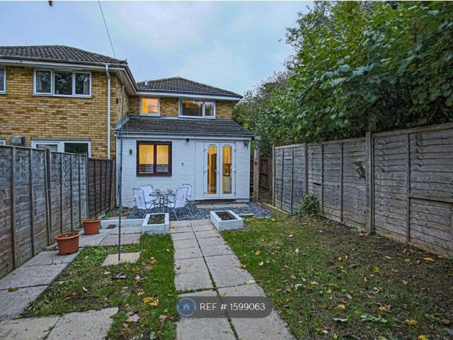 House for rent in Redhouse Park, Newport Pagnell