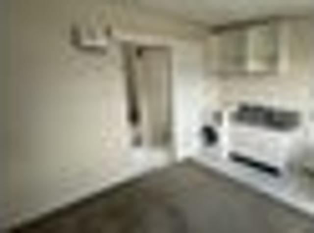 Apartment for rent in Chaslands, Canterbury
