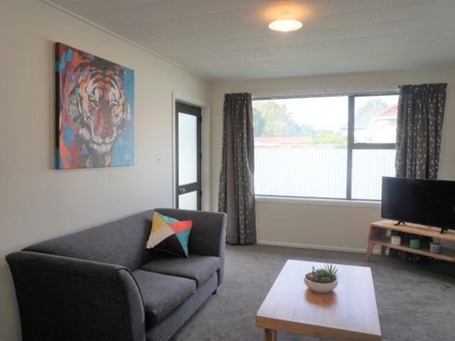 Apartment for rent in Chaslands, Canterbury
