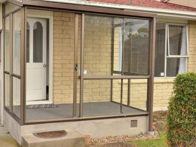 Apartment for rent in Chaslands, Canterbury