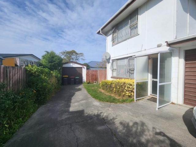 House for rent in Chaslands, Canterbury