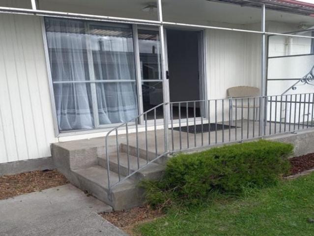 Apartment for rent in Chaslands, Canterbury