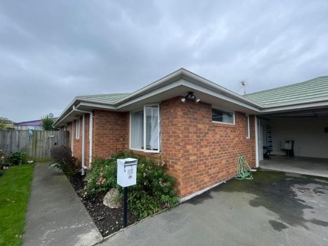 House for rent in Chaslands, Canterbury