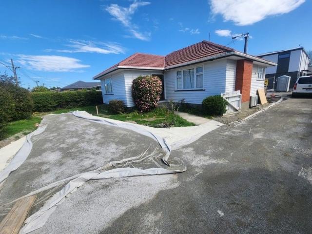 House for rent in Chaslands, Canterbury