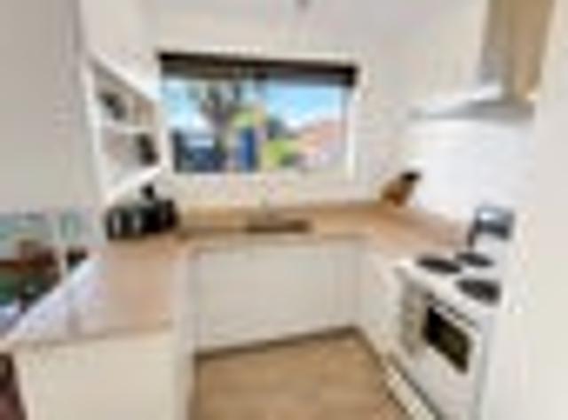 House for rent in Chaslands, Canterbury