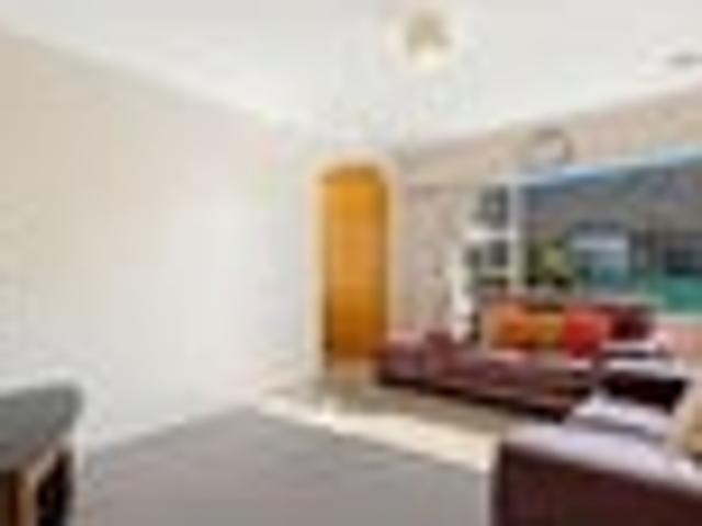 House for rent in Chaslands, Canterbury