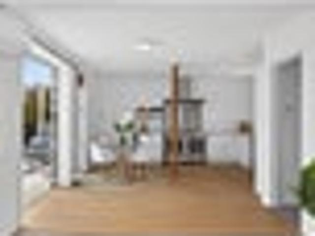 House for rent in Chaslands, Canterbury