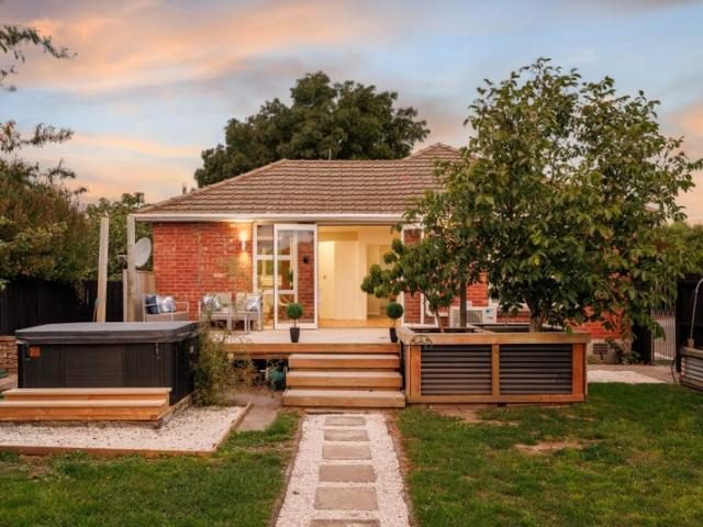 House for rent in Chaslands, Canterbury