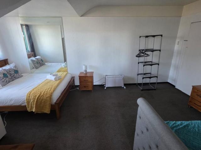 Apartment for rent in Chaslands, Canterbury