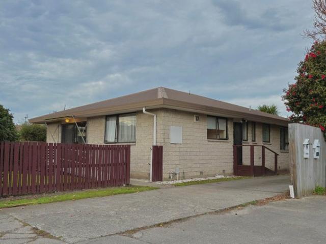 Apartment for rent in Chaslands, Canterbury