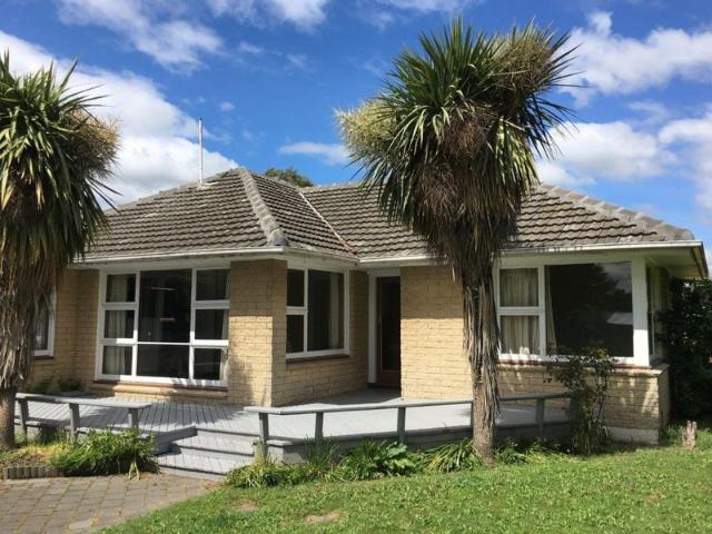 House for rent in Chaslands, Canterbury