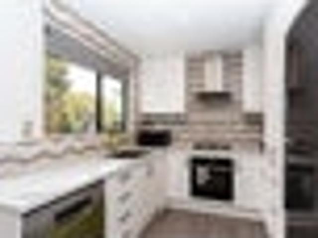 House for rent in Chaslands, Canterbury