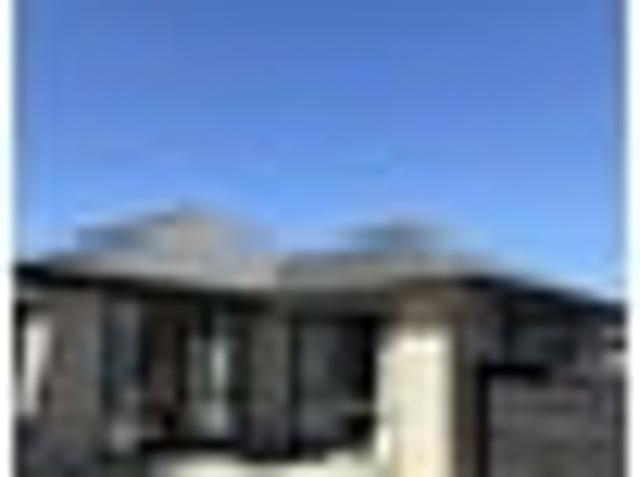 House for rent in Chaslands, Canterbury