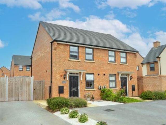 House for sale in Sawbridge Park, East Hertfordshire