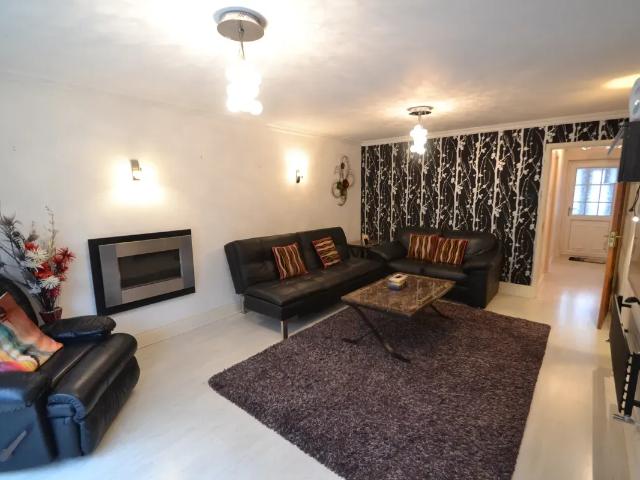 House for rent in London Borough of Havering, Greater London
