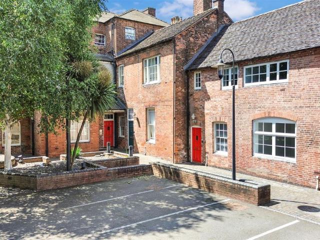House for rent in Beamhurst, Staffordshire
