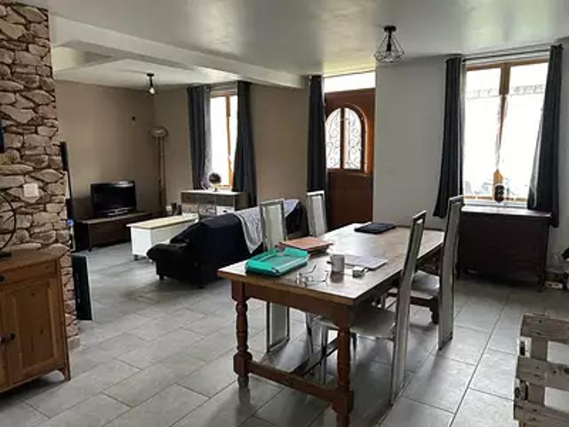 Maison vente à Amiens, Hornoy-le-bourg
