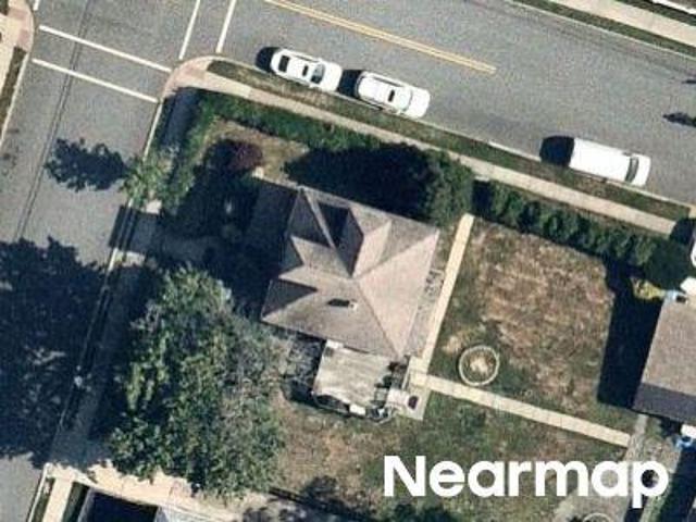 House for sale in Avenel, New Jersey