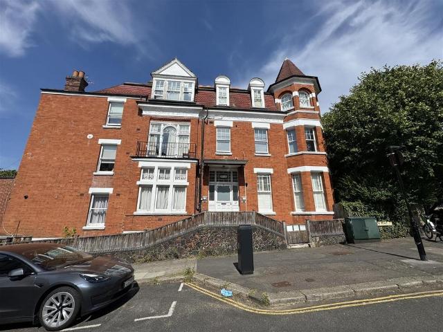 House for rent in Crouch End, Greater London